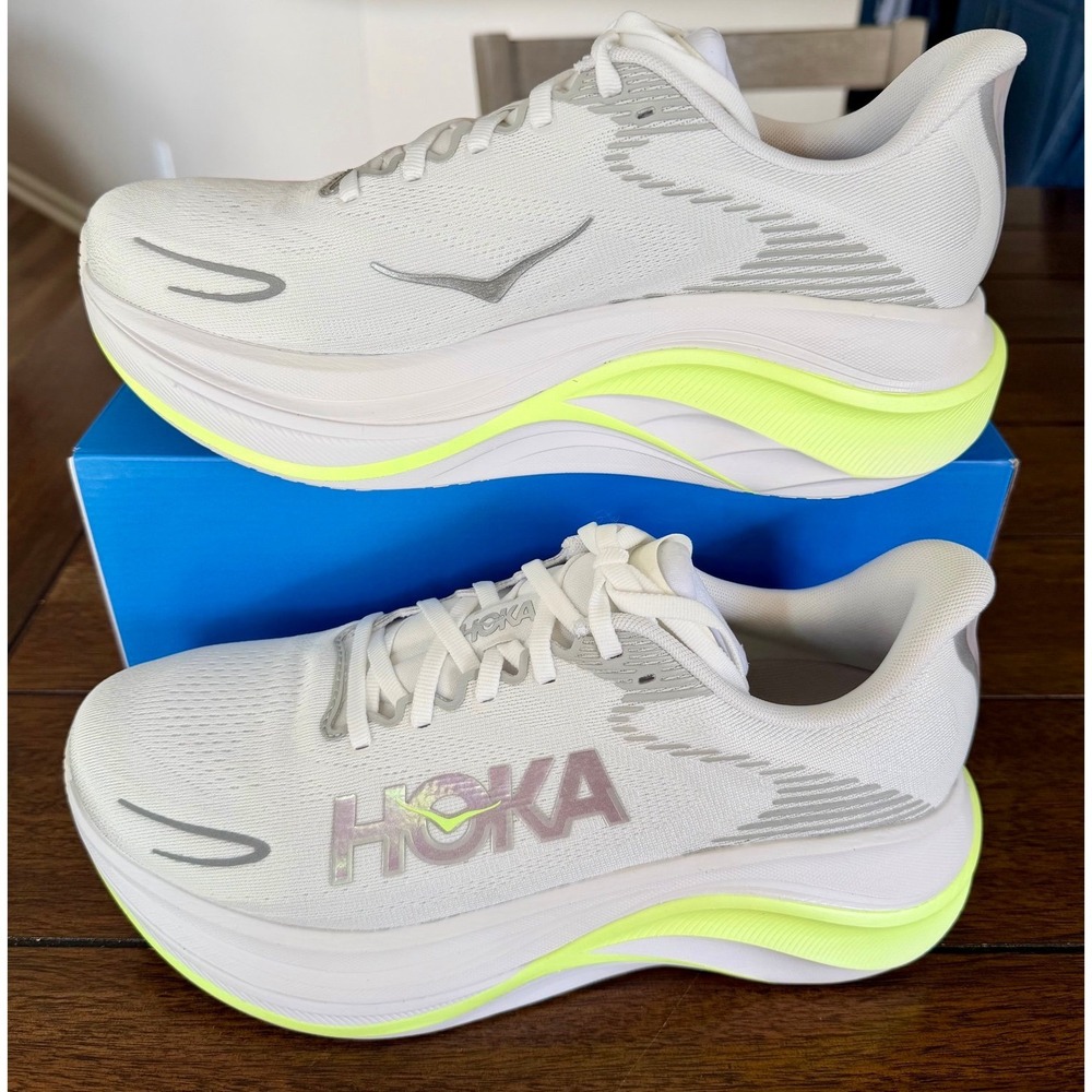 Hoka W Skyward x 2 Women's Size 9.5B Brand New in Box - Picture 3 of 9